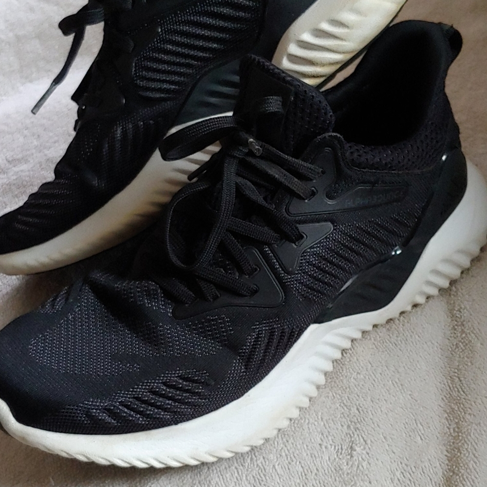 Adidas alpha bounce sneaker mn. Sz.8